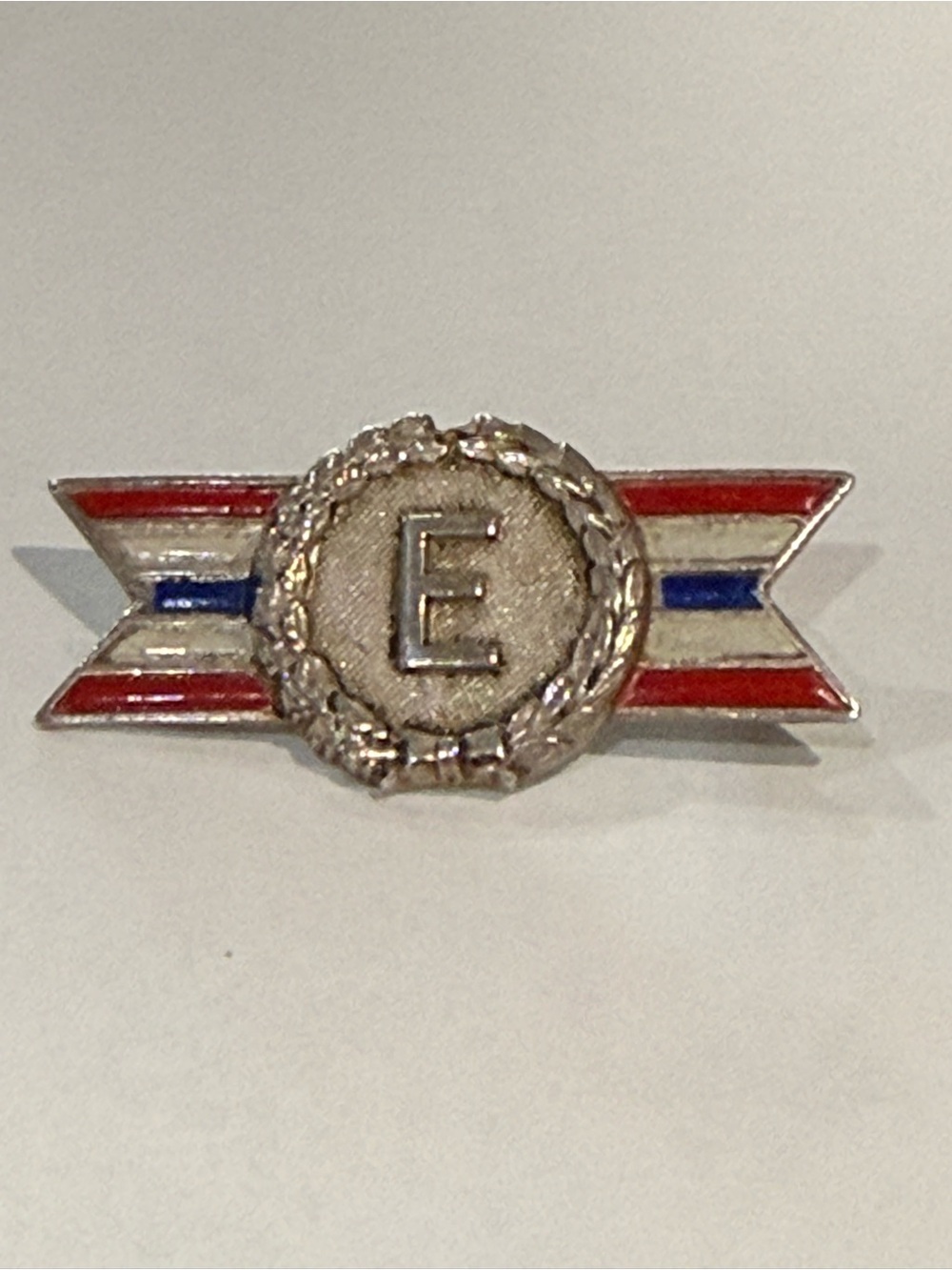 925 Sterling Silver Antique WWII Enamel Army-Navy Production Award Pin Brooch - Picture 3 of 7